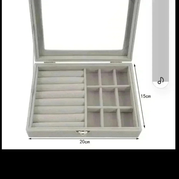Jewelry box storge Grey flet with latching lid - Picture 3 of 3